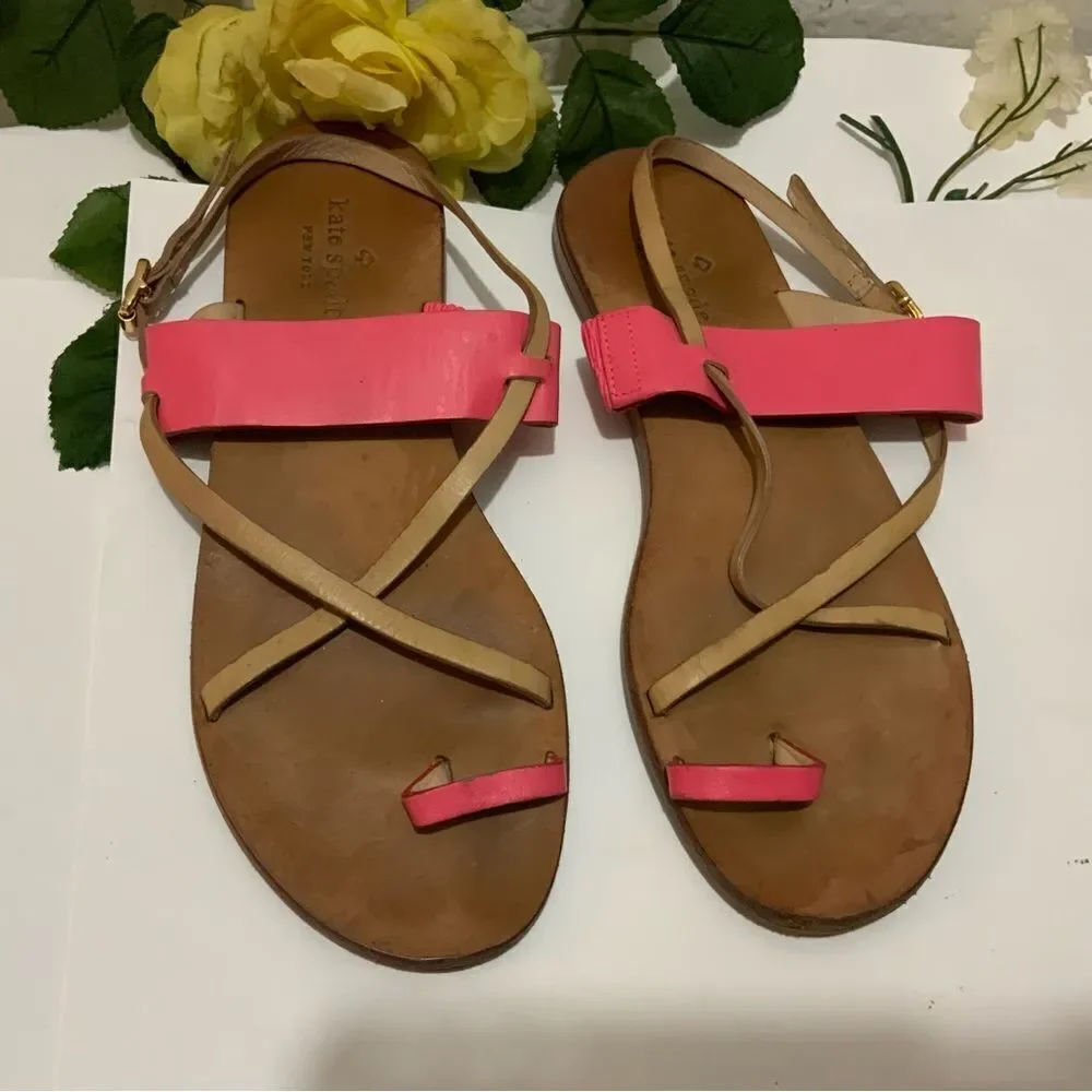 Kate Spade NY Sz 7 M Ashley Coral Leather Toe Ring Back Strap Flat Sandal